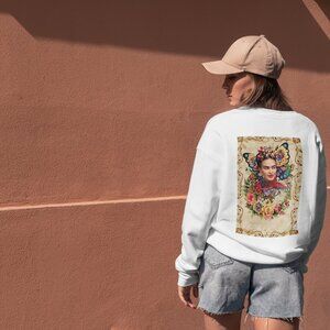 Oversized Hoodie warm and cozy Large Frida Kahlo print on the back